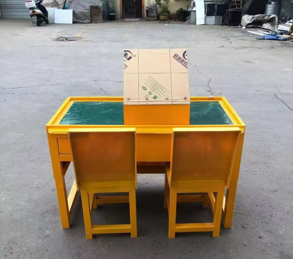 海兴防静电导通桌井下煤矿火工品发放桌：危险品流转的安全守护者